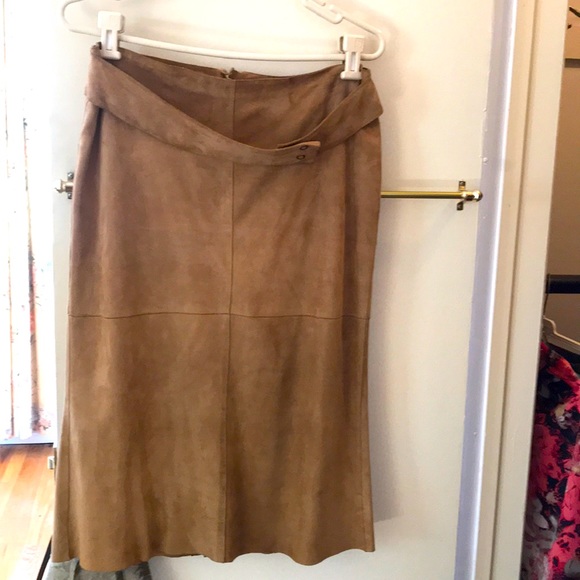 Suede skirt - Picture 1 of 2